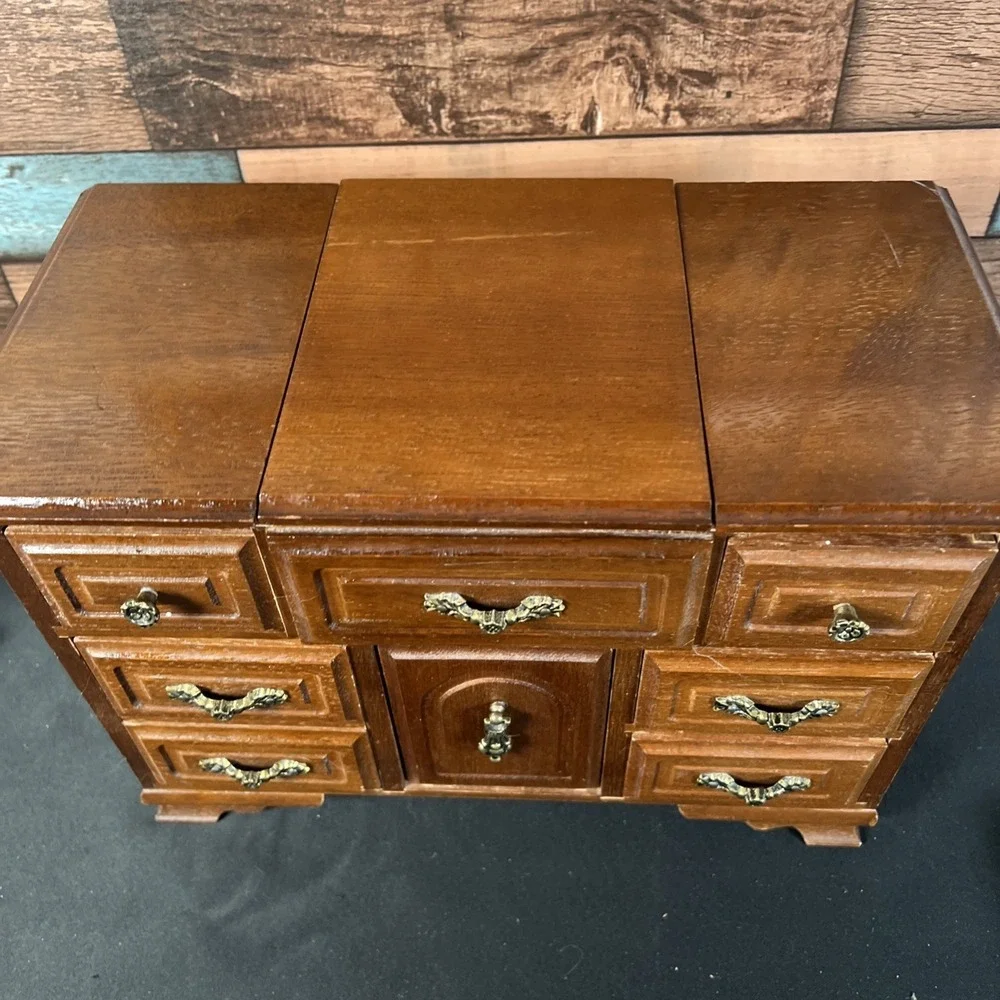 Vintage Wood Music Jewelry Box  5Drawer, Top Lift, Middle Ring Holder -‎ WORKS